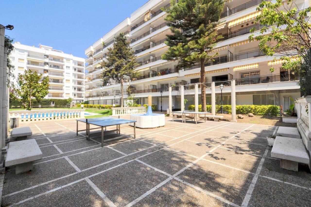 Apartment Alva Lloretholiday Lloret de Mar Buitenkant foto